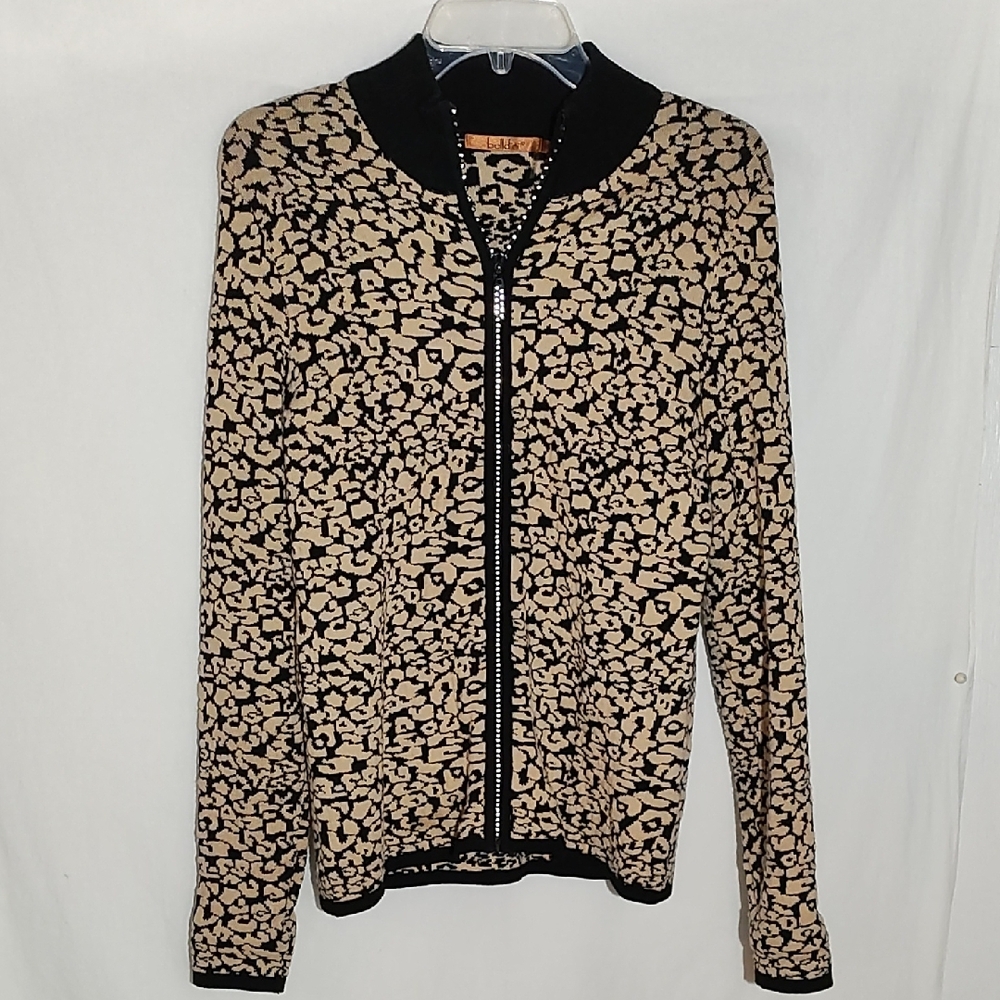 Belldini Black and Cream Leopard Print Sweater Sz M